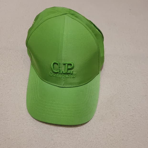 CP컴퍼니 크롬-R 고글 볼캡 M