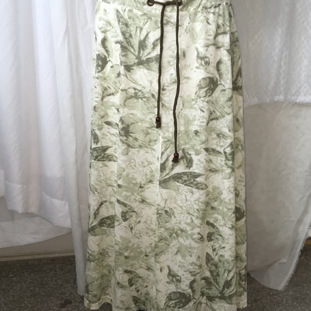 ✷ Green Floral Long Skirt