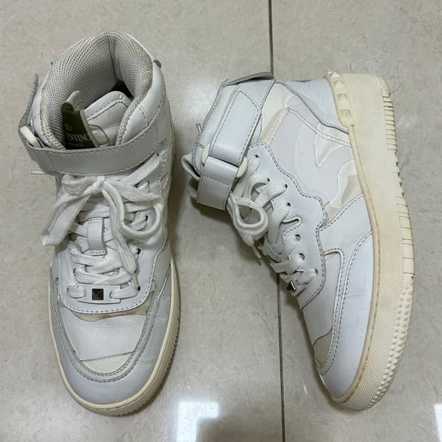 발렌티노 하이탑