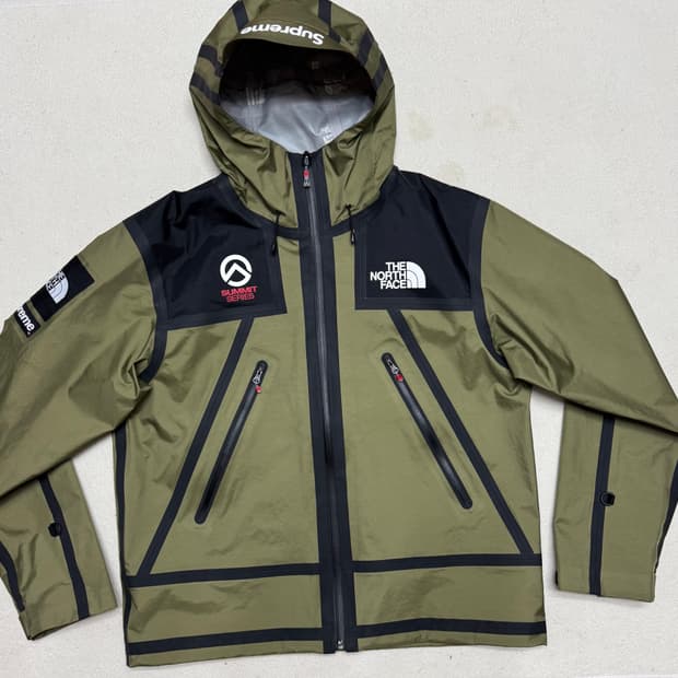 슈프림 x 노스페이스 서밋 시리즈 아우터 테이프 심 자켓 올리브 M
