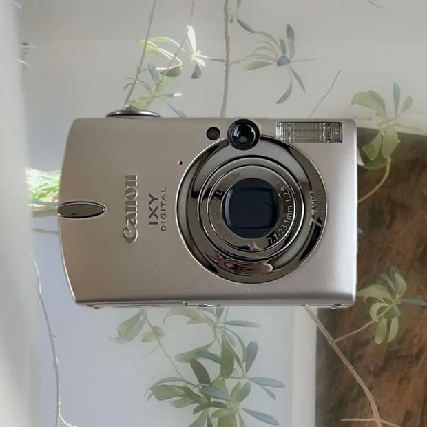 캐논 IXY 700 샴페인골드 / 디지털카메라 빈티지디카