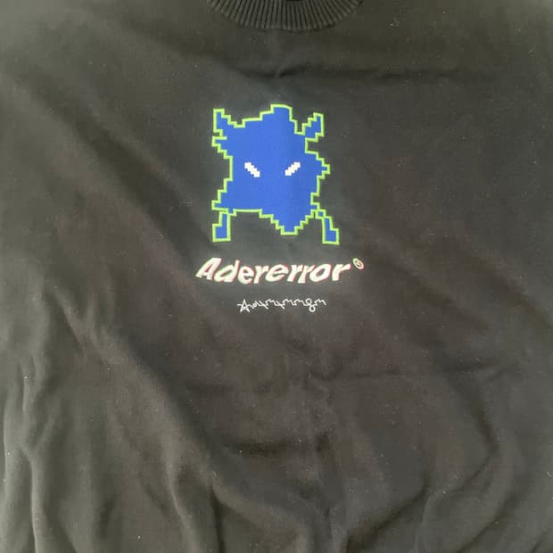 아더에러 고스트 니트 판매합니다!