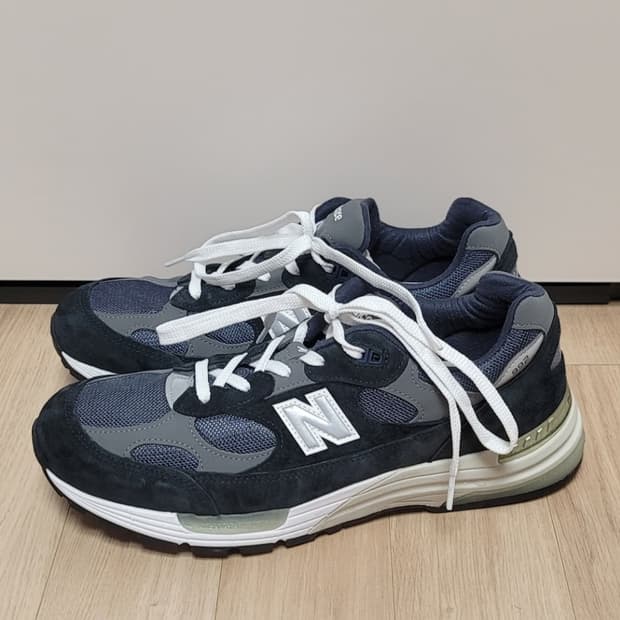 뉴발란스 992 네이비 285