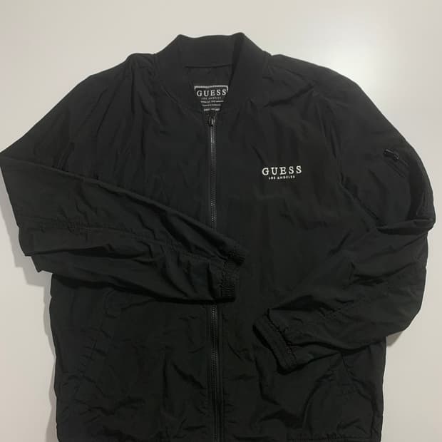 게스 블랙 항공점퍼 XL 사이즈