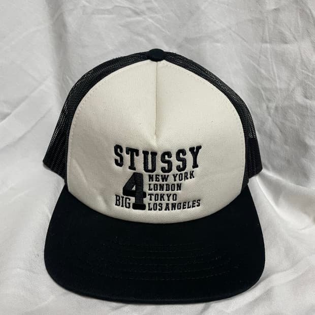스투시 트러커 스냅백 블랙
