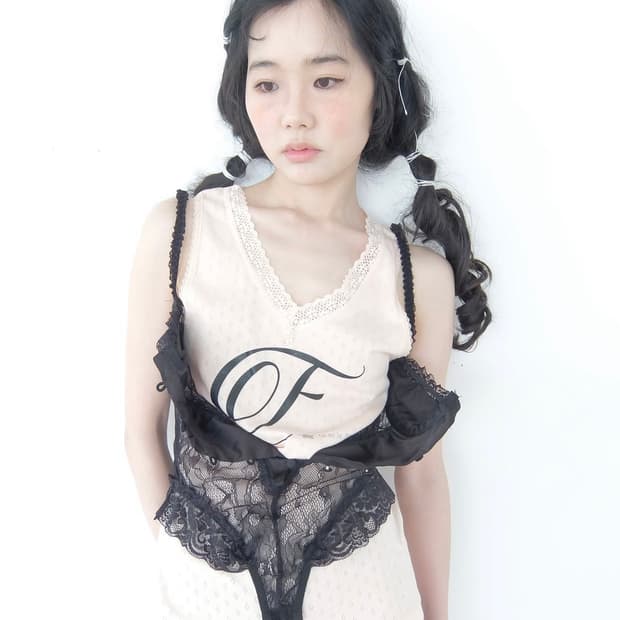 샵페어리 F letter lace sleeveless - 핑크