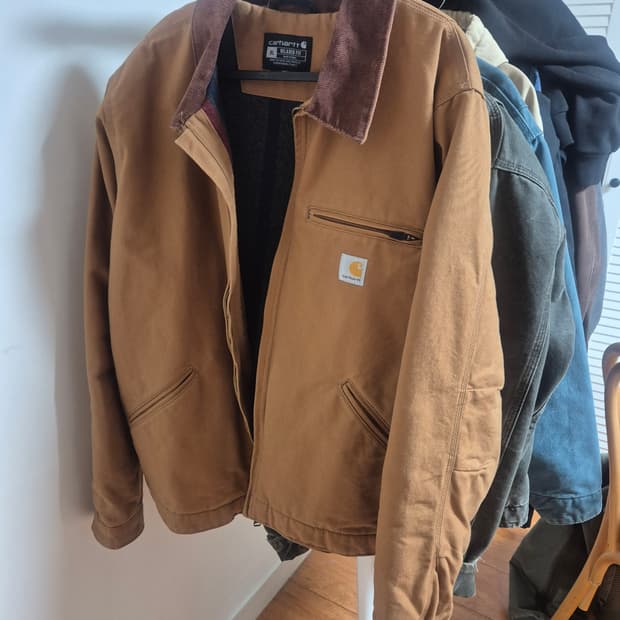 칼하트 디트로이트 자켓