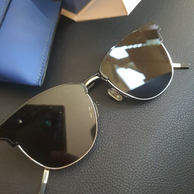 젠틀몬스터 틸다운