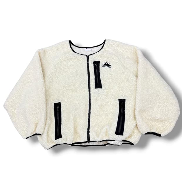 퍼스트다운 크림화이트 논카라 뽀글이 플리스 집업