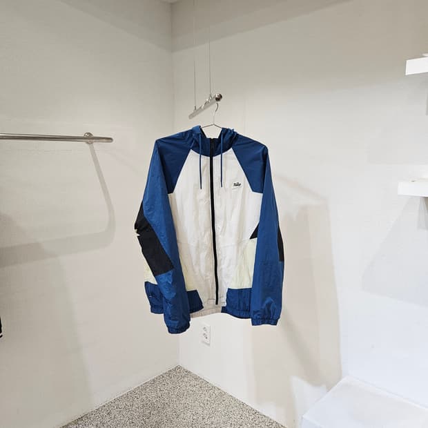 나이키 헤리티지 윈드러너 바람막이