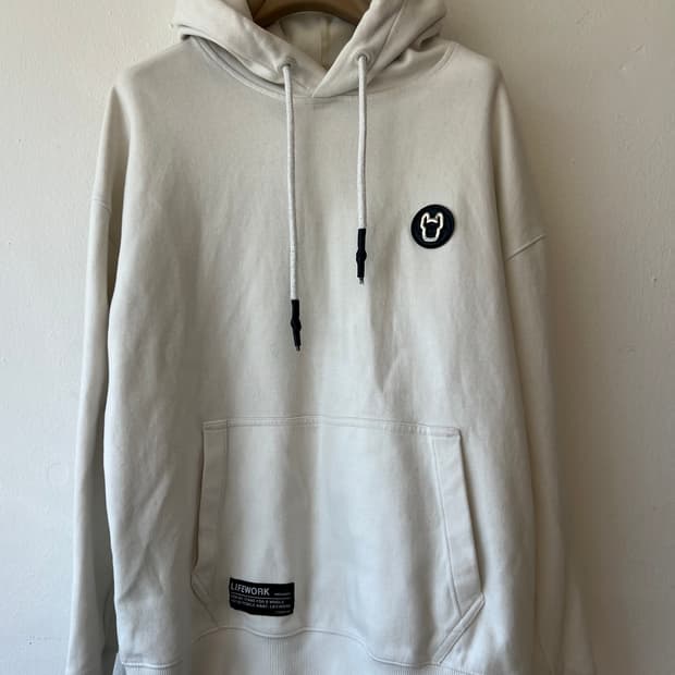 라이프워크 아이보리 후드티셔츠  