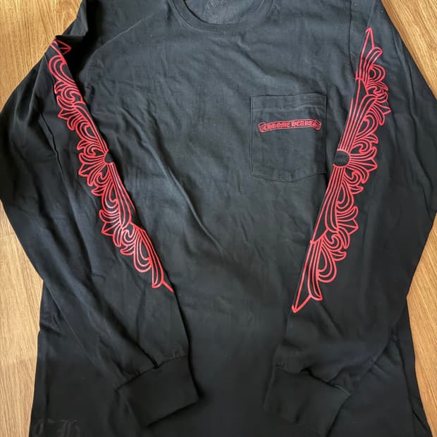 크롬하츠 스크롤로고 블랙 긴팔티셔츠 새상품 M