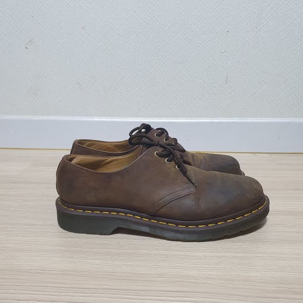 닥터마틴 1461 크레이지 호스 270