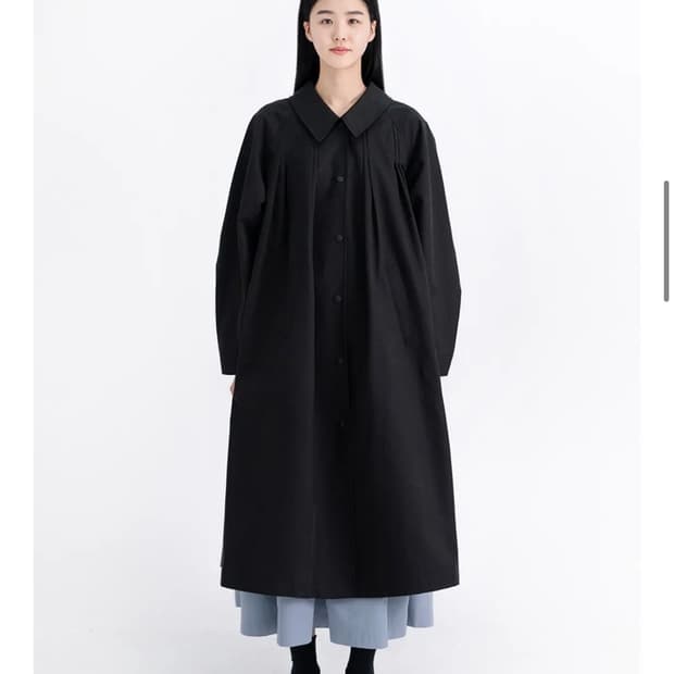 유노이아 플리츠 애니 트렌치코트