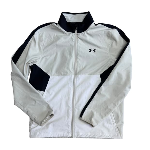 언더아머 바람막이