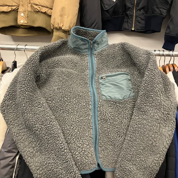 파타고니아 클래식 레트로 딥파일 플리스 그린