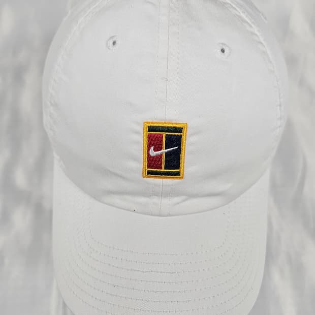 나이키테니스코트모자