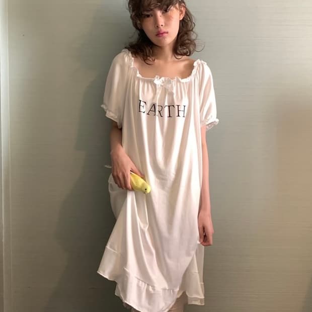 [구해요] 샵페어리 petit lady sleep dress earth