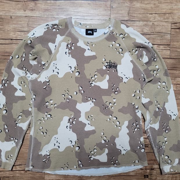 스투시 써멀 와플 롱슬리브 데저트 카모 xl