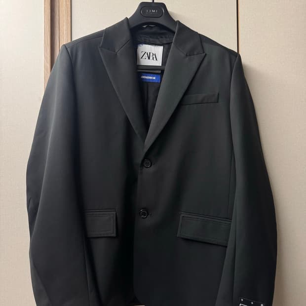 자라 X 아더에러 블레이저