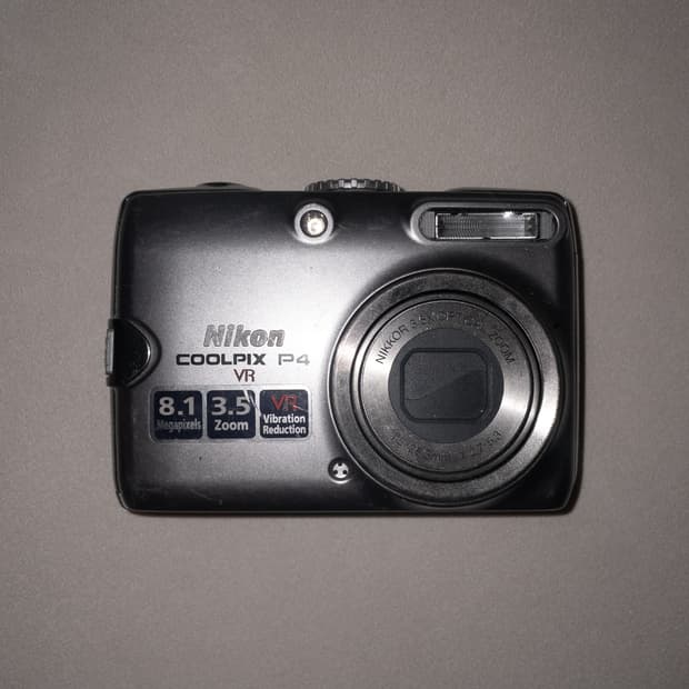 니콘 쿨픽스 p4 작동미확인품