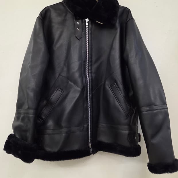 도프제이슨 블랙 무스탕 에코 자켓