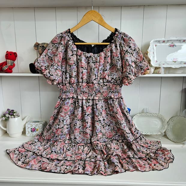 Fabulous CECIL McBEE 플라워 쉬폰 원피스