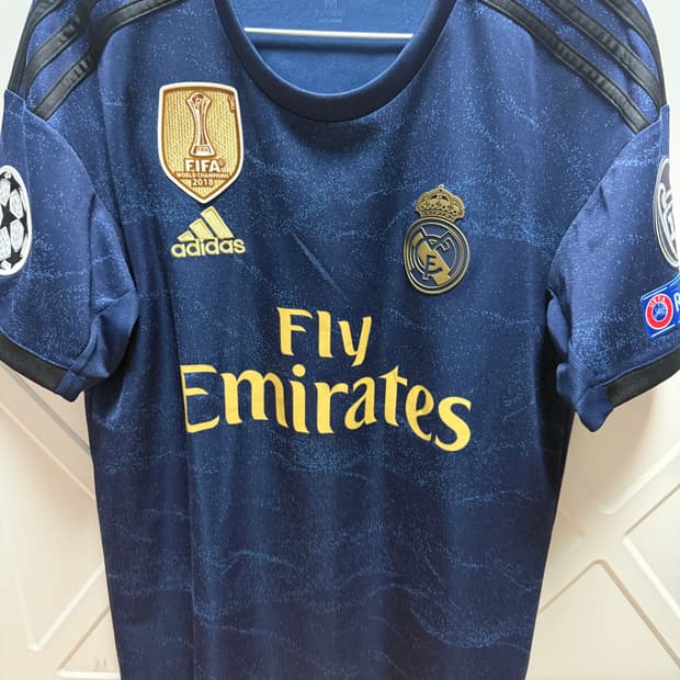 19-20 레알 마드리드 모드리치 유니폼