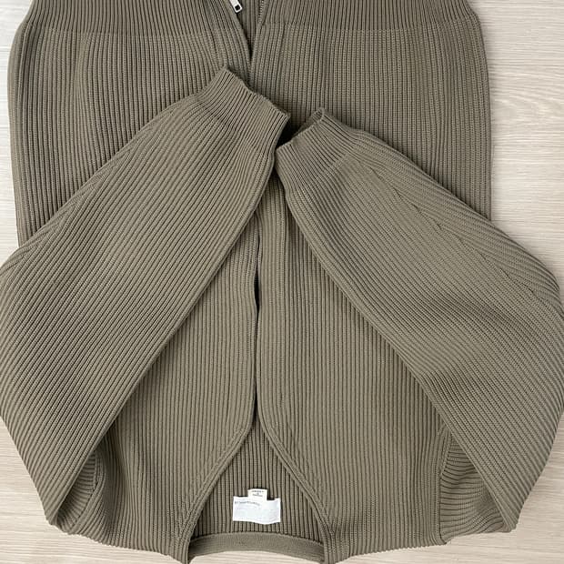 나나미카 집 가디건