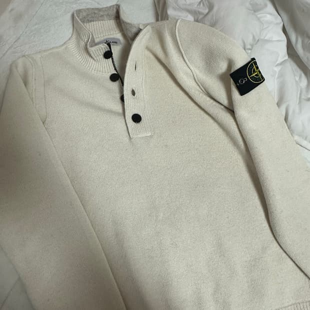 스톤아일랜드 니트 반집업 스웨터 하프 버튼 집업 M