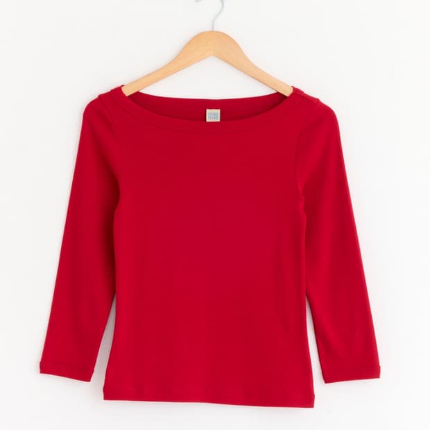 flore flore 플로레 플로레 staffie tee