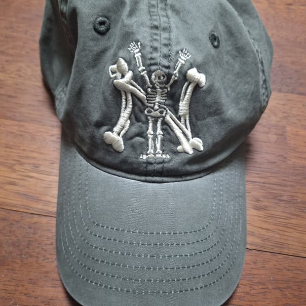 에스피오나지 모자입니다