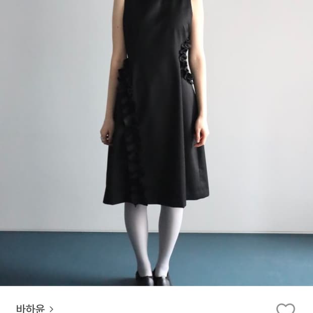 (수수료 설명 참고) 언발란스 러플 슬리브리스 드레스