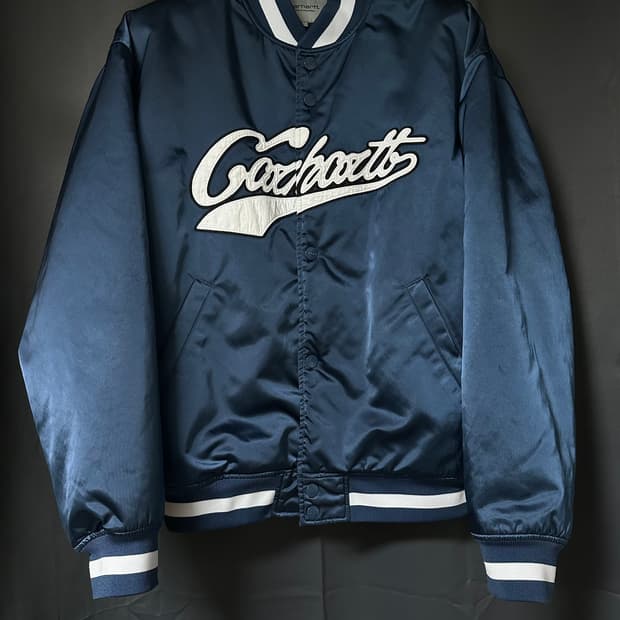 칼하트 WIP 스타디움 자켓