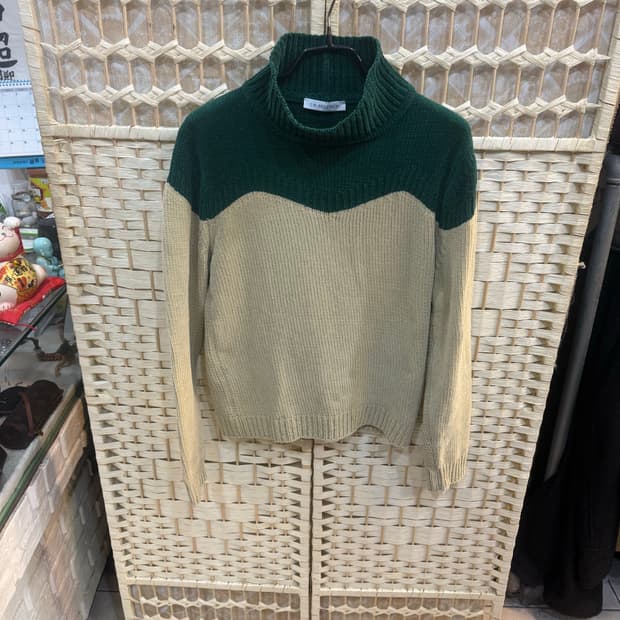 44-55 정품 JW앤더슨 니트 팝니다