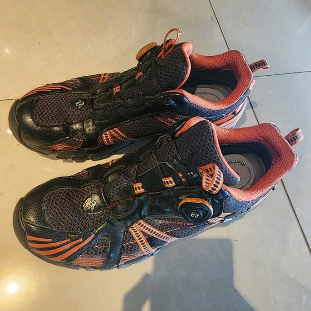 트랙스타 고어택스 경등산화 팜. 280사이즈 트래깅화