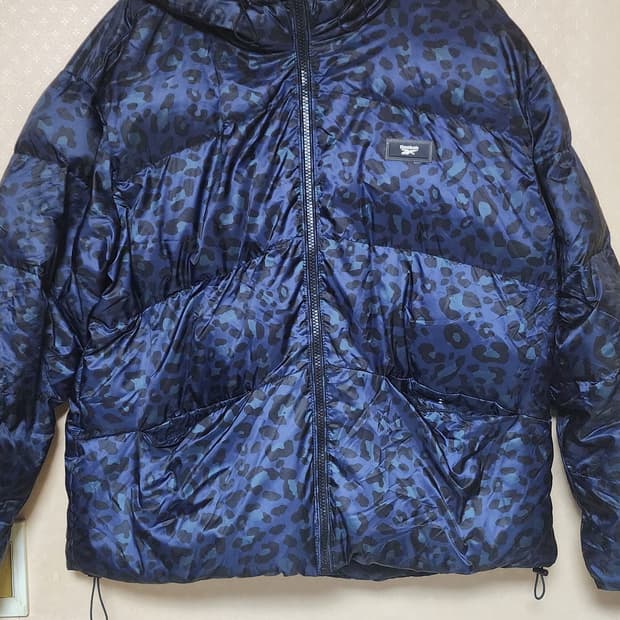 리복  라이트 패딩/사이즈L/신형/새상품급