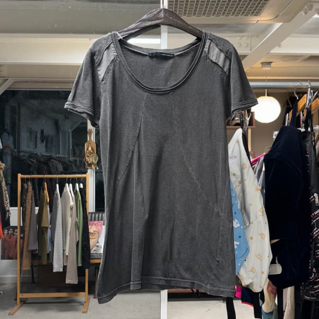 Garde collective 티셔츠