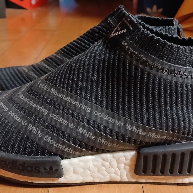 아디다스 NMD 시티삭 230