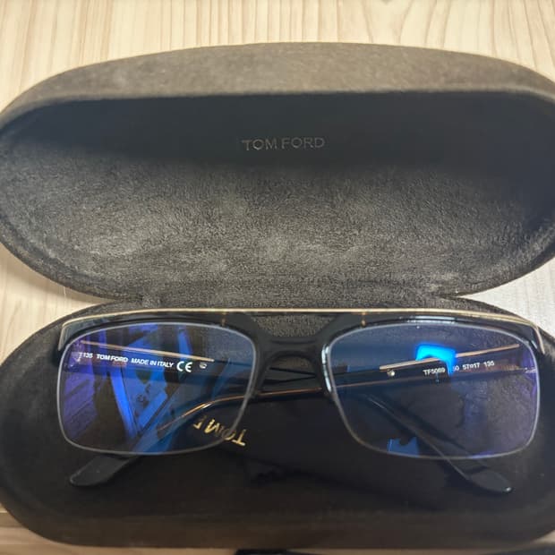 톰포드 빈티지 안경 판매(투브릿지)