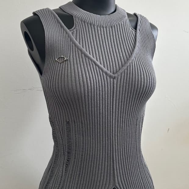 미스치프 LAYERED KNIT HALTER SLEEVELESS_blue