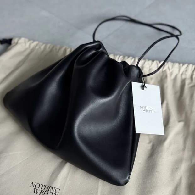 낫띵리튼 넬라 스트랩백 라지 / 새상품