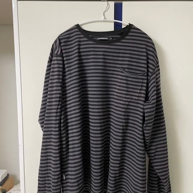 해칭룸 롱슬리브 L사이즈