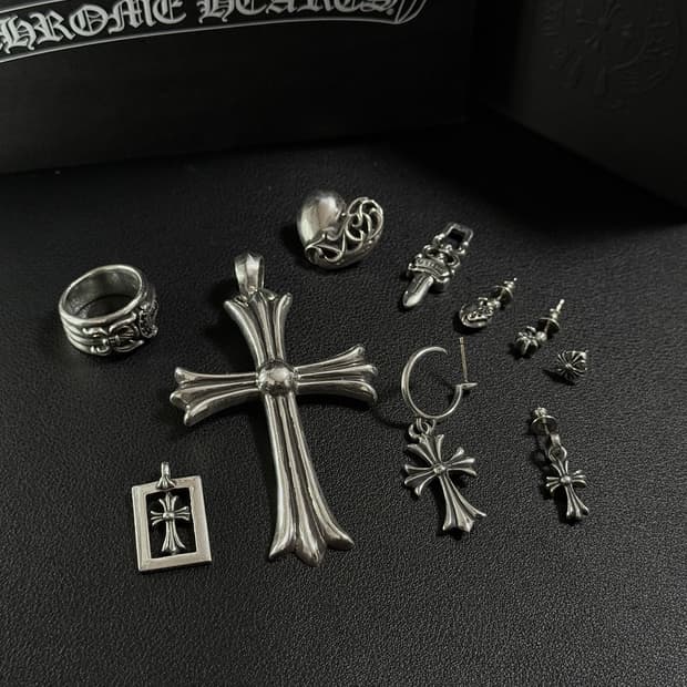 크롬하츠 이어링,펜던트 (보시구문의)