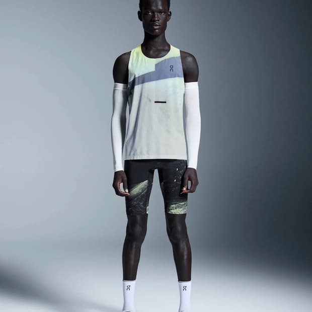 온러닝 레이스 하프 타이즈 S