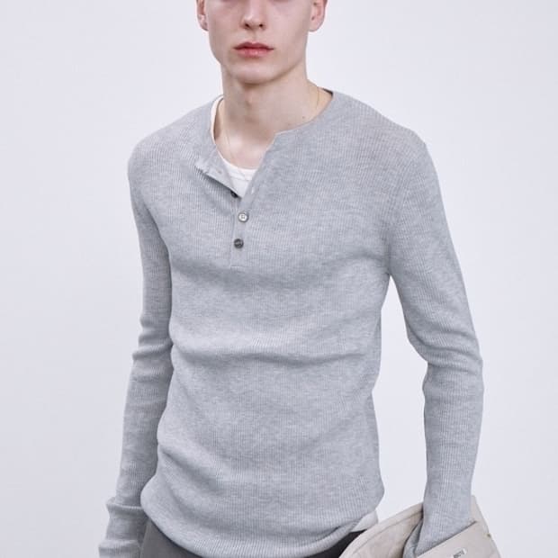 렉토 헨리넥 니트 멜란지 그레이 rc 로고 자카드 패치 롱슬리브 긴팔