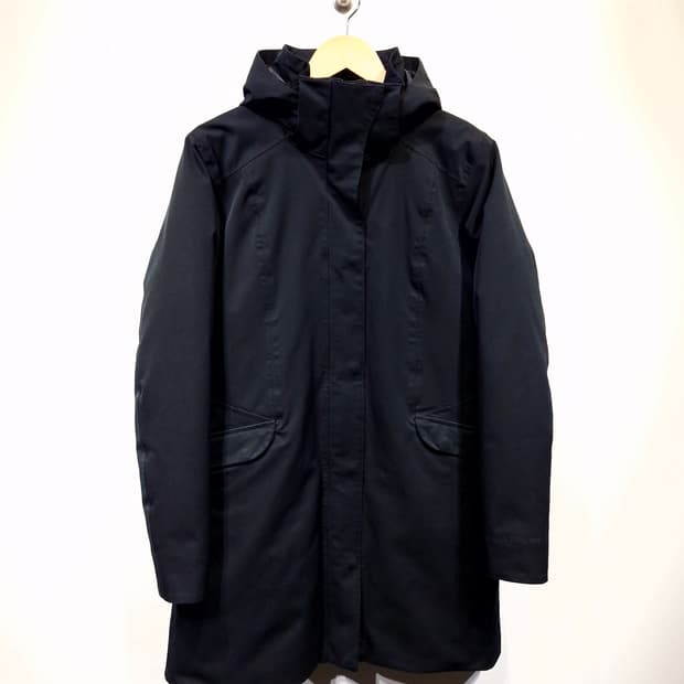 파타고니아(PATAGONIA) 롱 누빔 패딩 블랙