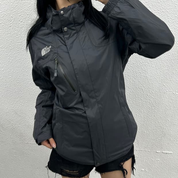 노스페이스 로고 차콜 바람막이 M