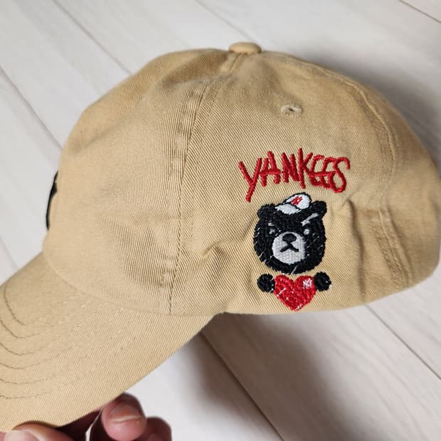 MLB 메가베어 볼캡 프리사이즈

오염 하자없이 깨끗해요^^

세탁해뒀어