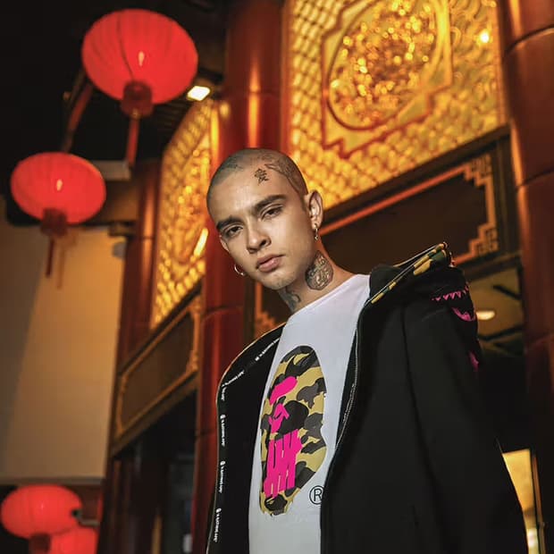 베이프 x 언디피티드 샹하이 한정 더블 샤크 후디 (BLACK / PIN